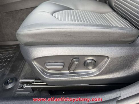 Certified 2024 Toyota Camry SE AWD/4WD image 18