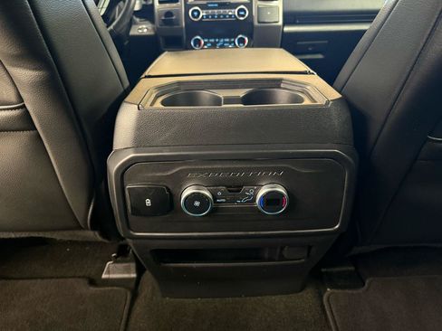 Used 2021 Ford Expedition XLT RWD image 24
