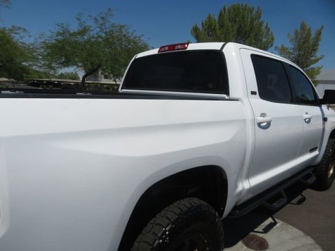 Used 2017 Toyota Tundra SR5 image 10