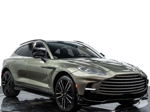 Used 2023 Aston Martin DBX 707 image 7