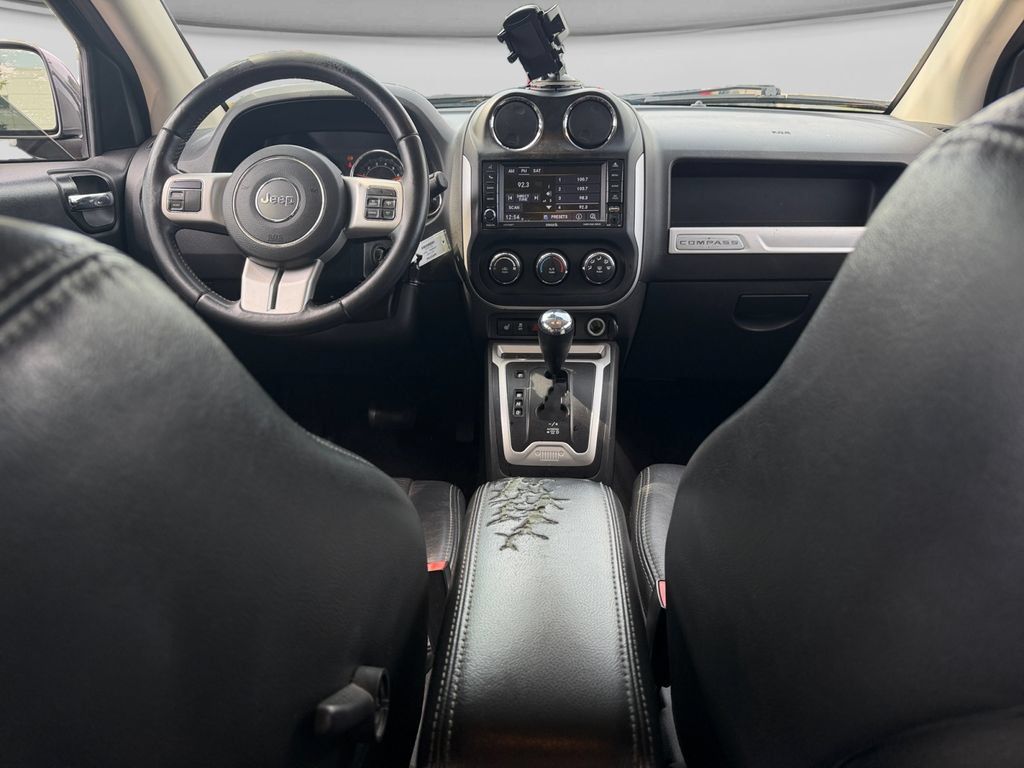 Used 2017 Jeep Compass High Altitude AWD/4WD image 23