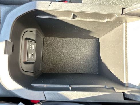 Used 2024 Toyota RAV4 LE image 28