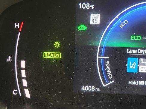 Used 2025 Toyota Camry SE w/ Multimedia Upgrade Package FWD image 26