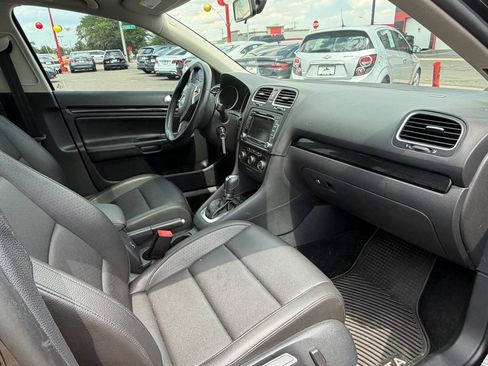 Used 2013 Volkswagen Jetta SE FWD image 8