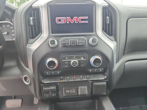 Used 2021 GMC Sierra 1500 SLT w/ SLT Convenience Package AWD/4WD image 23