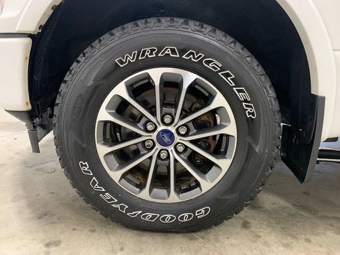 Used 2018 Ford F150 Lariat w/ Equipment Group 501A Mid AWD/4WD image 2