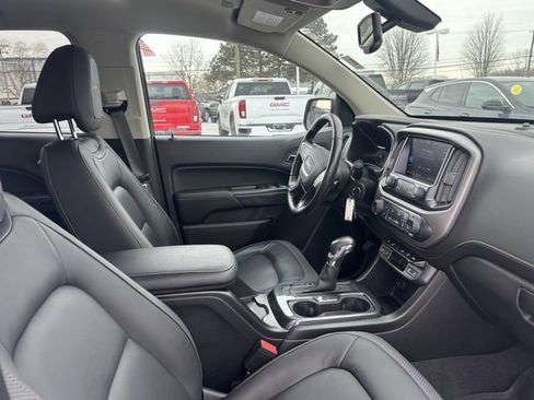 Used 2022 GMC Canyon AT4 w/ Trailering Package image 13