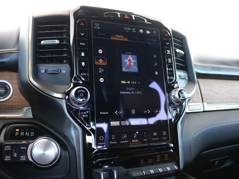 Used 2022 RAM 1500 Limited w/ Body Color Bumper Group image 49