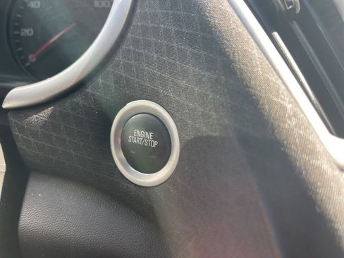 Used 2023 Chevrolet Malibu LS image 34