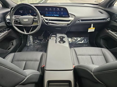 New 2026 Cadillac Lyriq Sport AWD/4WD image 17