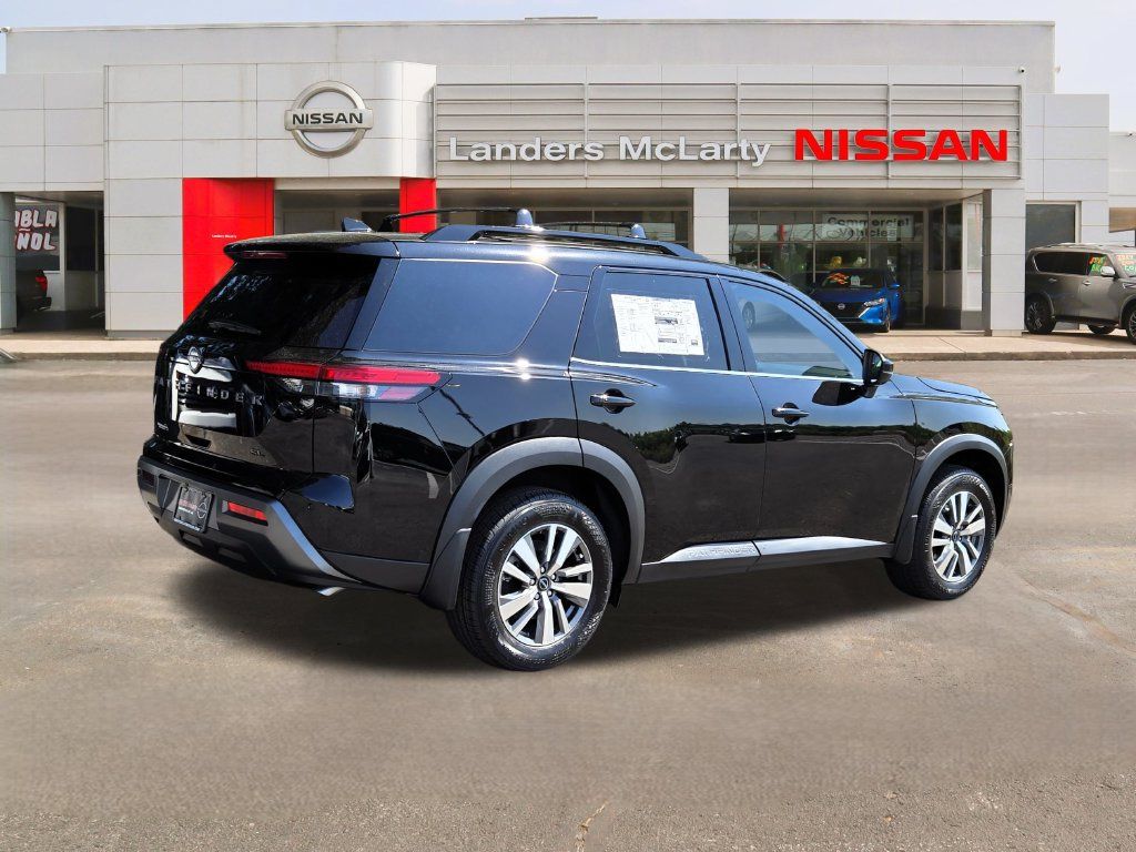 New 2026 Nissan Pathfinder SL FWD image 3