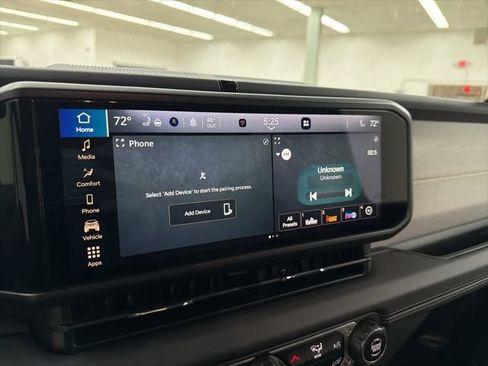 Used 2025 Jeep Wrangler Sahara 4xe image 14