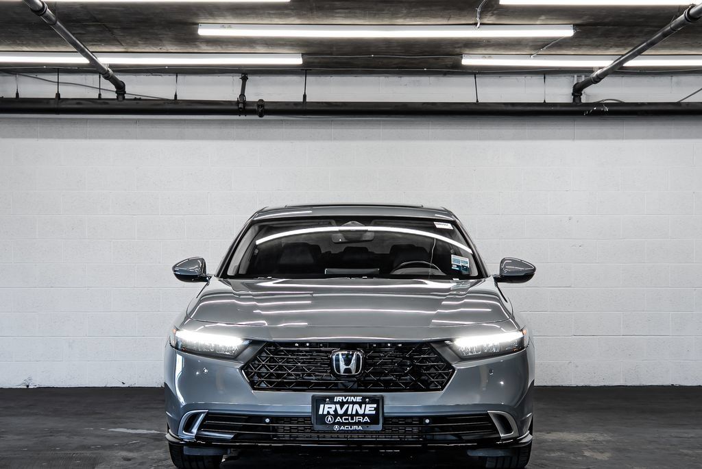 Used 2024 Honda Accord Touring image 8