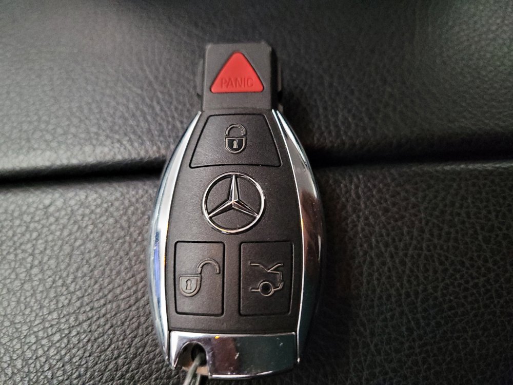 Used 2017 Mercedes-Benz C 300 Sedan image 32