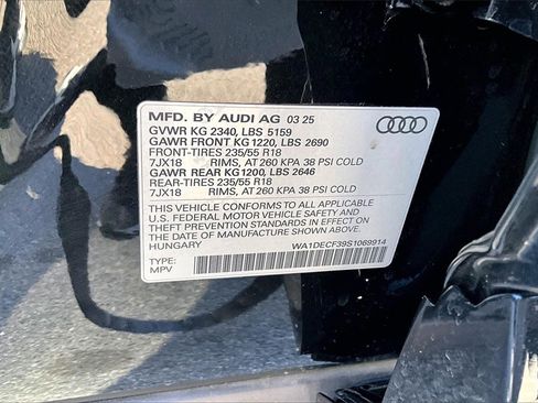 Used 2025 Audi Q3 2.0T Premium w/ Convenience Package image 19