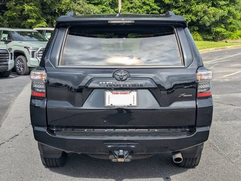Used 2022 Toyota 4Runner SR5 Premium w/ Moonroof Package AWD/4WD image 6