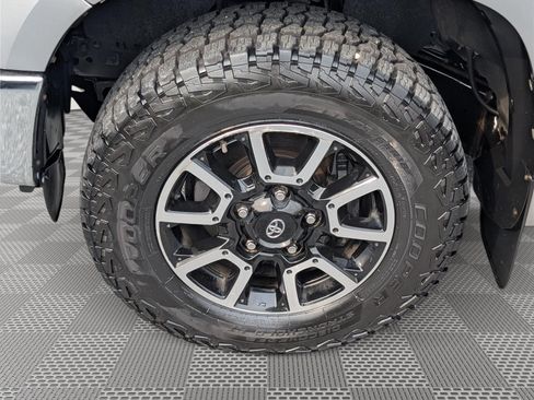 Used 2015 Toyota Tundra SR5 w/ TRD Off Road Package AWD/4WD image 11