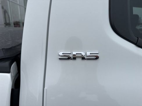 New 2025 Toyota Tacoma SR5 image 9
