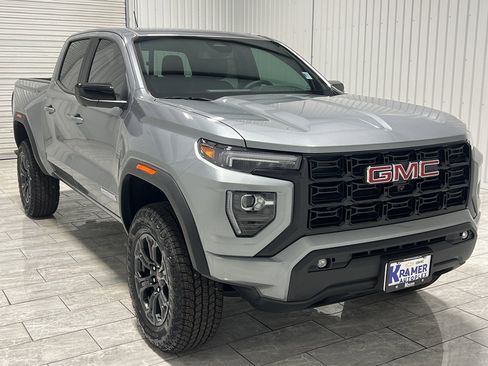 New 2025 GMC Canyon Elevation w/ Convenience Package image 7