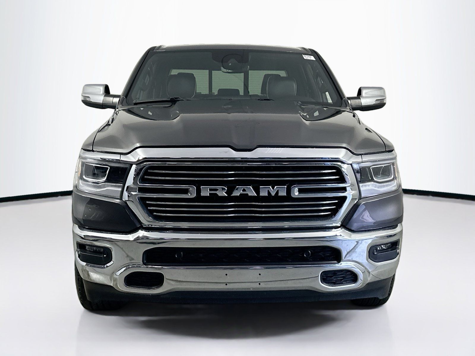 Used 2023 RAM 1500 Laramie AWD/4WD image 2