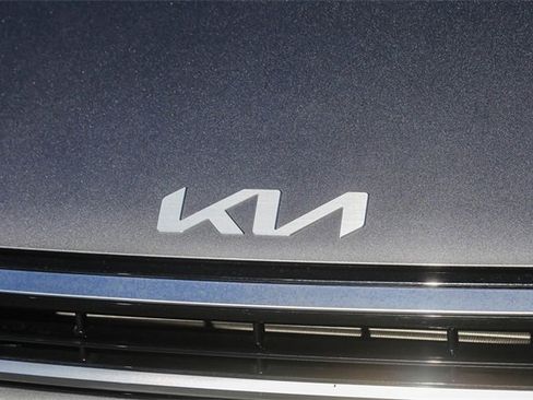 Used 2025 Kia K4 EX image 7