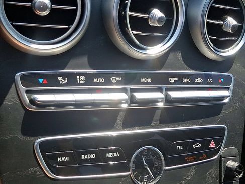 Used 2020 Mercedes-Benz C 300 4MATIC Sedan image 15