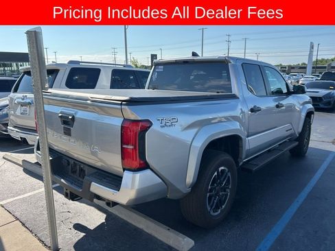 Used 2024 Toyota Tacoma TRD Sport RWD image 5