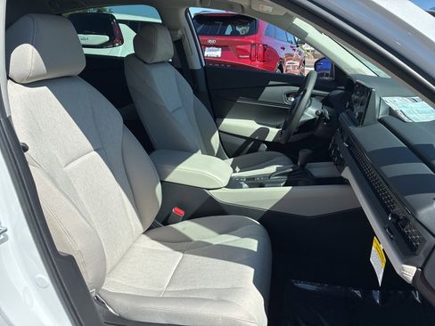 New 2025 Honda Accord SE image 12