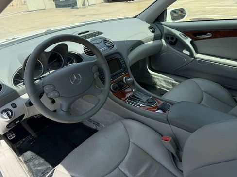 Used 2006 Mercedes-Benz SL 500 image 11