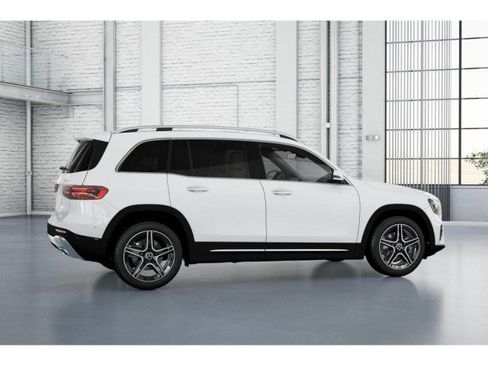 New 2026 Mercedes-Benz GLB 250 GLB 250 image 17