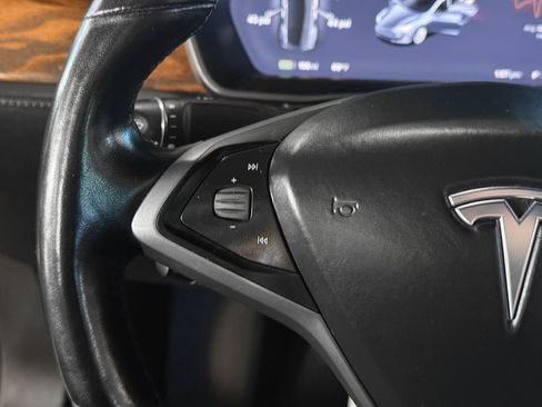 Used 2018 Tesla Model S 75D image 23