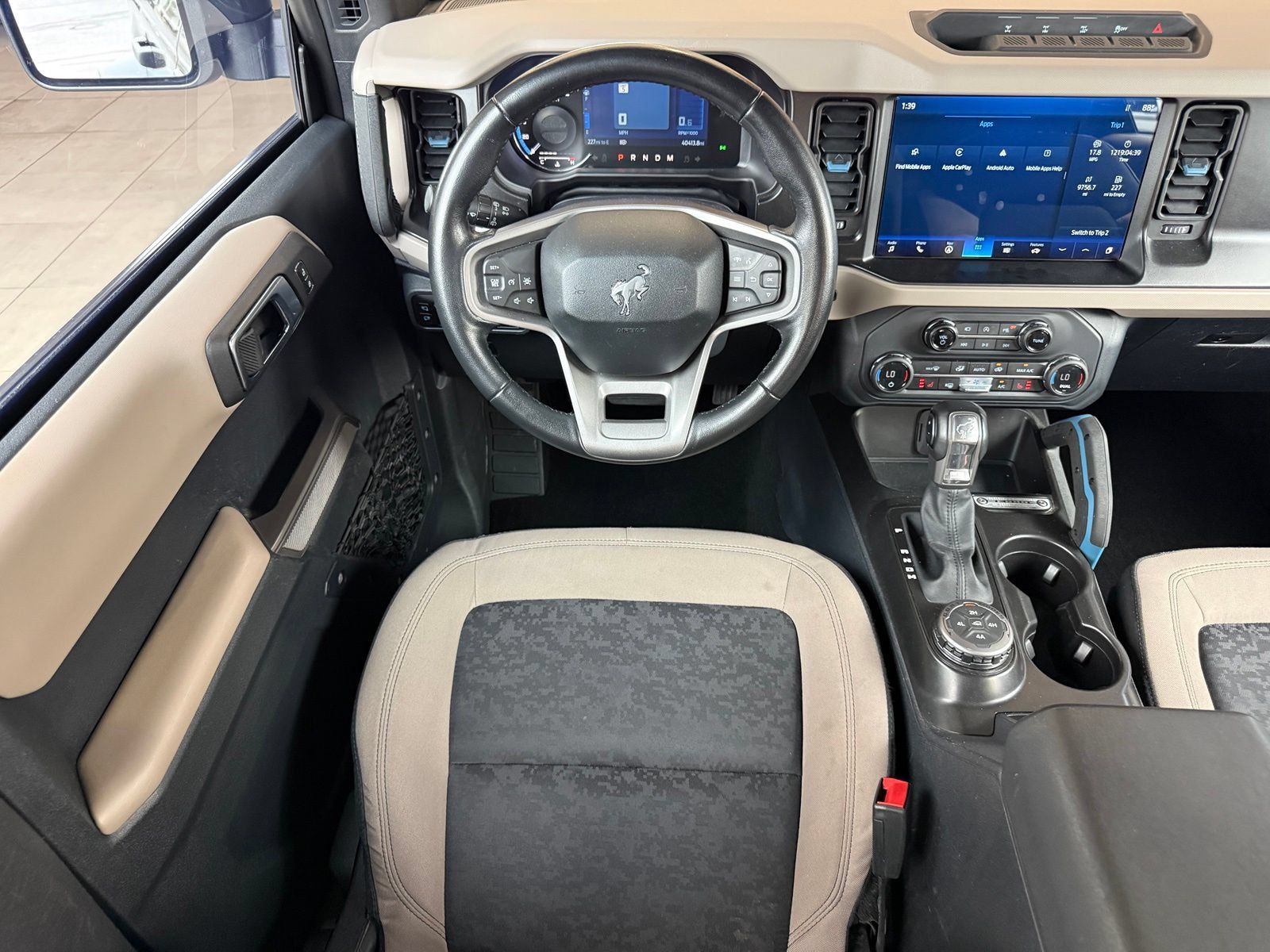Used 2023 Ford Bronco Wildtrak AWD/4WD image 26