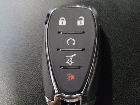 Used 2023 Chevrolet Equinox LT FWD image 32