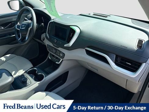 Used 2023 GMC Terrain SLE w/ Driver Convenience Package AWD/4WD image 28