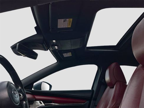 Used 2022 MAZDA MAZDA3 s image 21