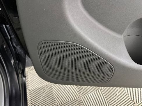 Used 2017 Nissan Frontier SV w/ SV Value Truck Package image 29