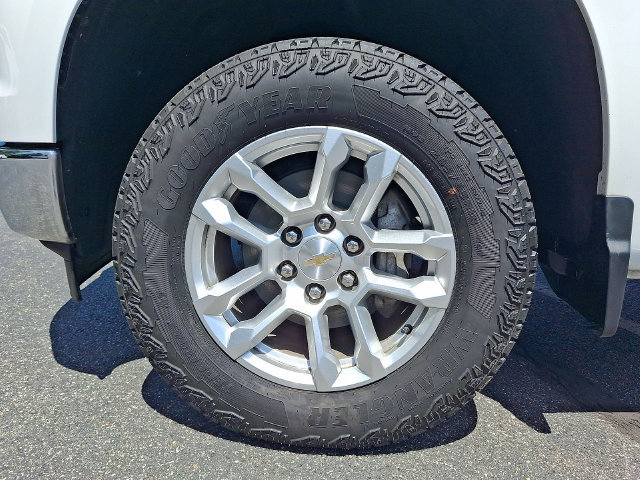 Certified 2023 Chevrolet Silverado 1500 LT w/ Z71 Off-Road Package AWD/4WD image 30