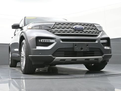 Used 2022 Ford Explorer Limited w/ Limited Technology Package image 53