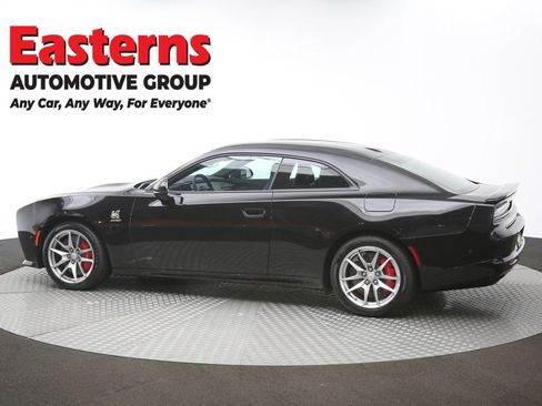 Used 2025 Dodge Charger R/T Scat Pack w/ Track Pack image 59