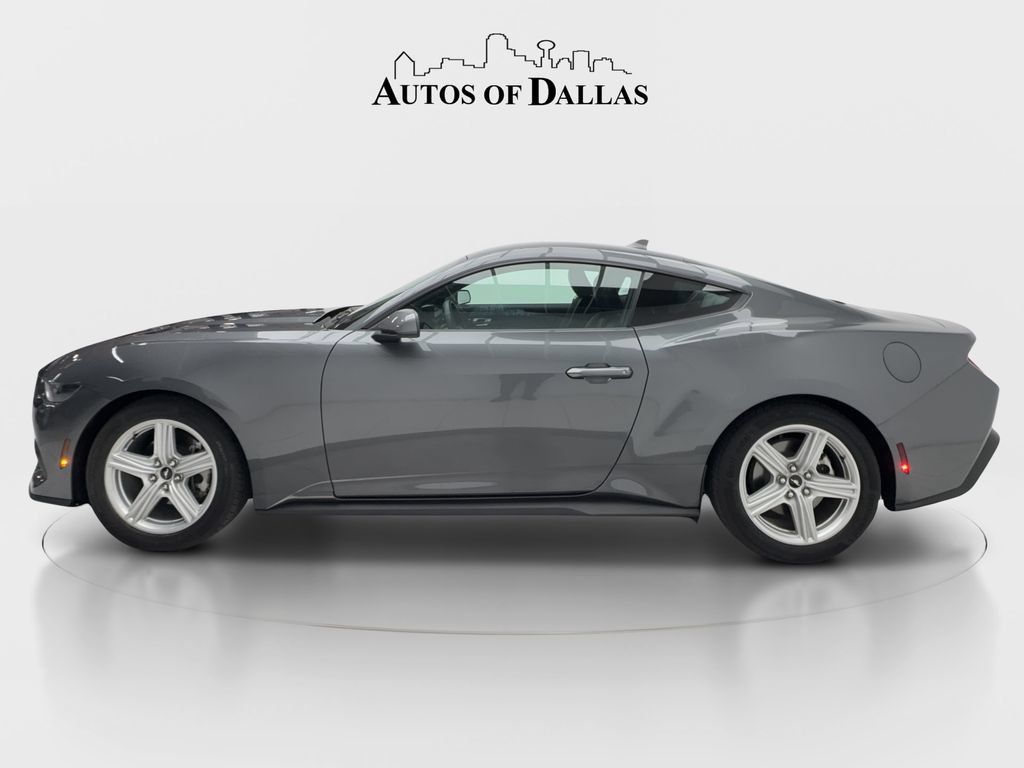 Used 2026 Ford Mustang Premium RWD image 7