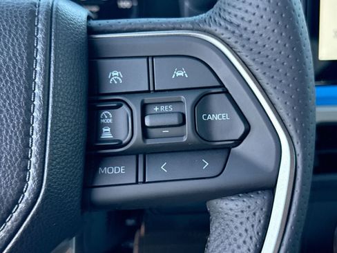 Used 2025 Toyota Tacoma TRD Off-Road AWD/4WD image 28