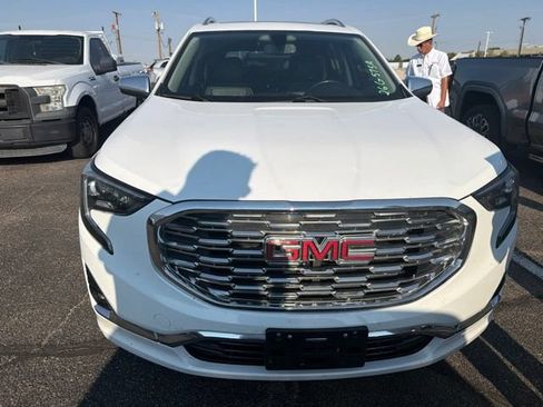 Used 2019 GMC Terrain Denali FWD image 2