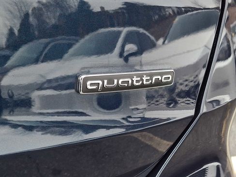 Used 2019 Audi Q3 2.0T Premium Plus w/ Premium Plus Package image 29