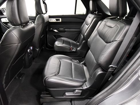 Used 2022 Ford Explorer ST w/ ST Street Pack AWD/4WD image 15