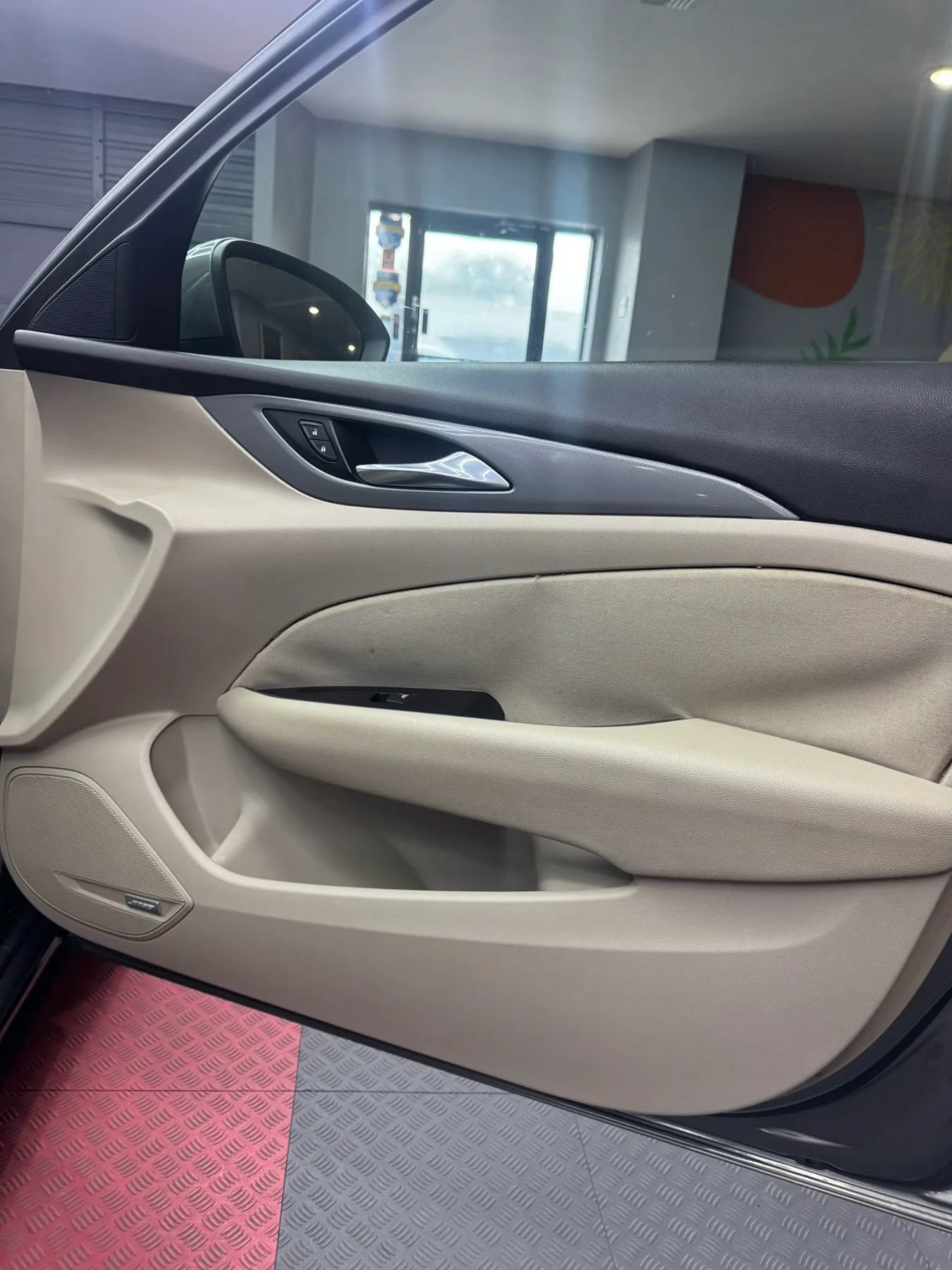 Used 2018 Buick Regal Preferred w/ Sights and Sounds Package FWD image 26
