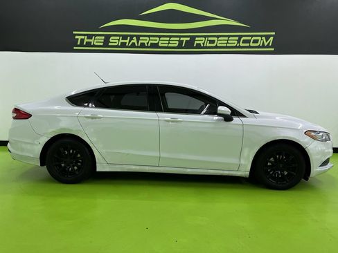 Used 2017 Ford Fusion S FWD image 10