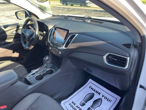 Used 2020 Chevrolet Equinox LT FWD image 30