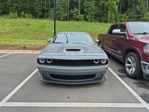 Used 2023 Dodge Challenger R/T Scat Pack RWD image 4