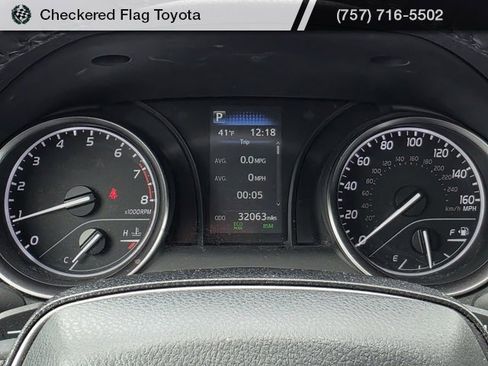 Used 2023 Toyota Camry SE w/ Cold Weather Package image 12