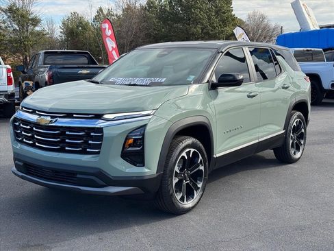 New 2026 Chevrolet Equinox LT w/ Convenience Package II image 10